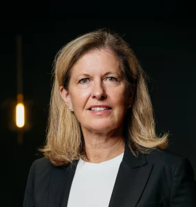 Portrett av Karin Grant, Office Manager, dht Corporate Finance